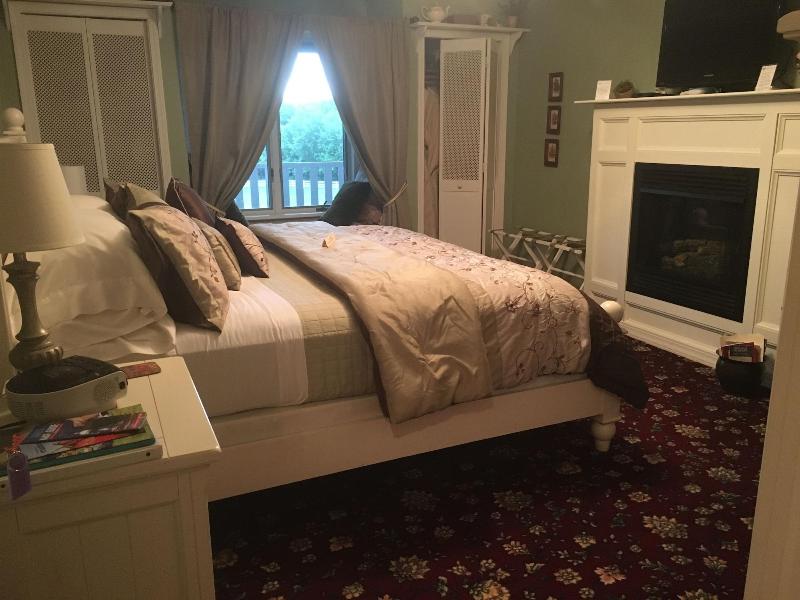 The Speckled Hen Inn Bed And Breakfast image
