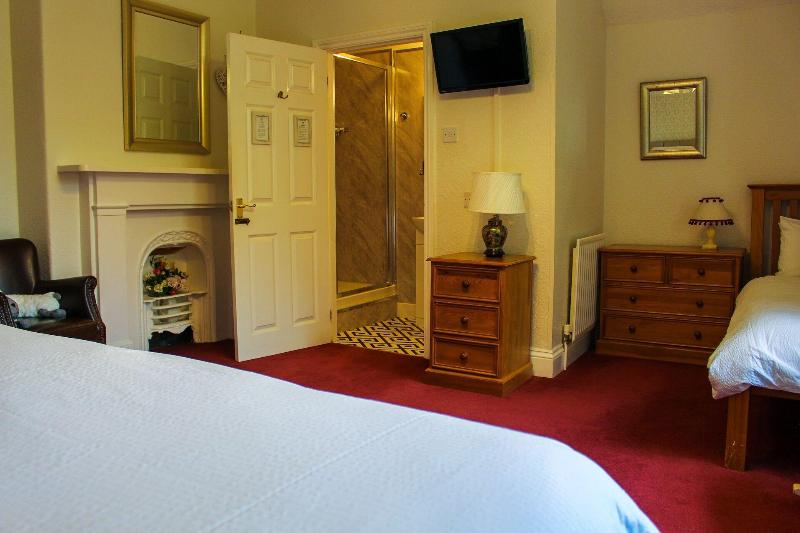 Glyntwrog House image
