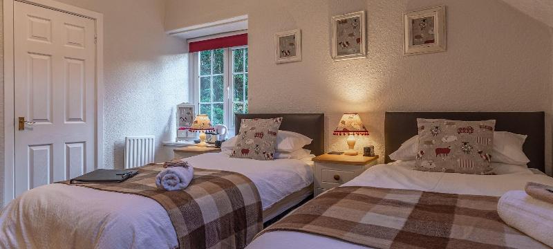 Glyntwrog House image