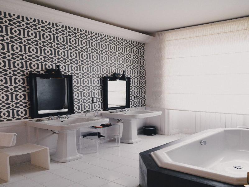La Villa Guy & Spa image