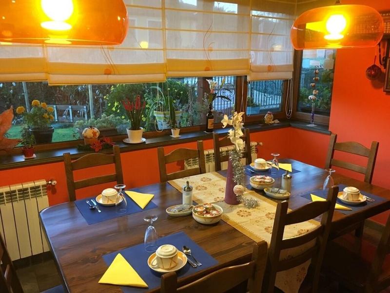 Posada Bernabales image