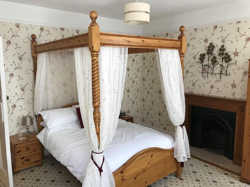 Lorna Doone House image