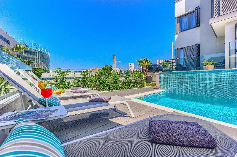 Bel Residence image