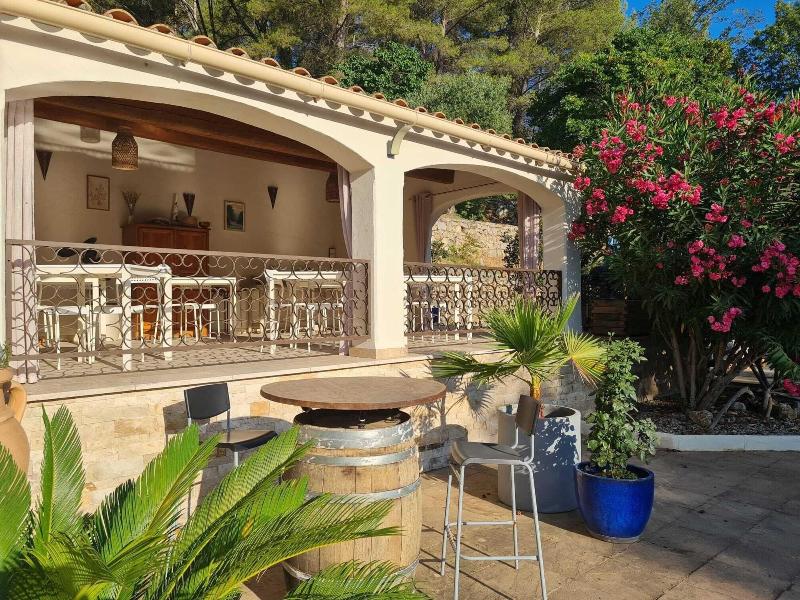 Villa Manoé image