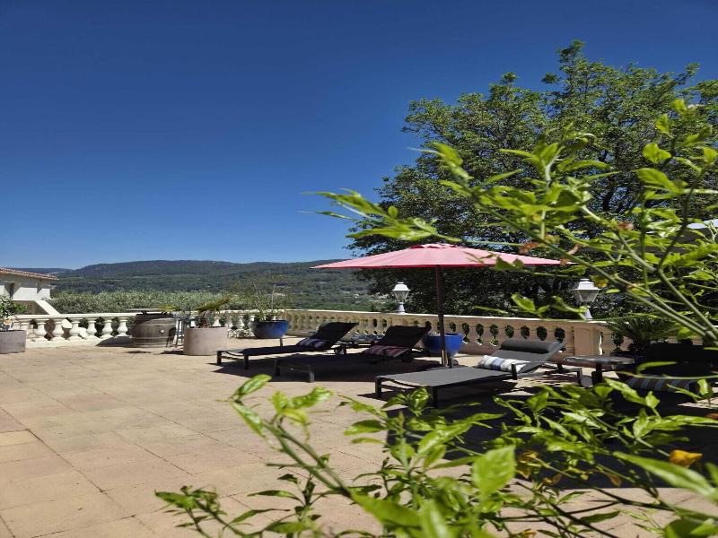 Villa Manoé image