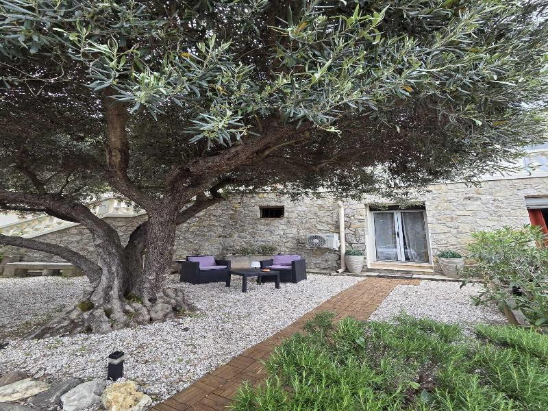 Villa Manoé image