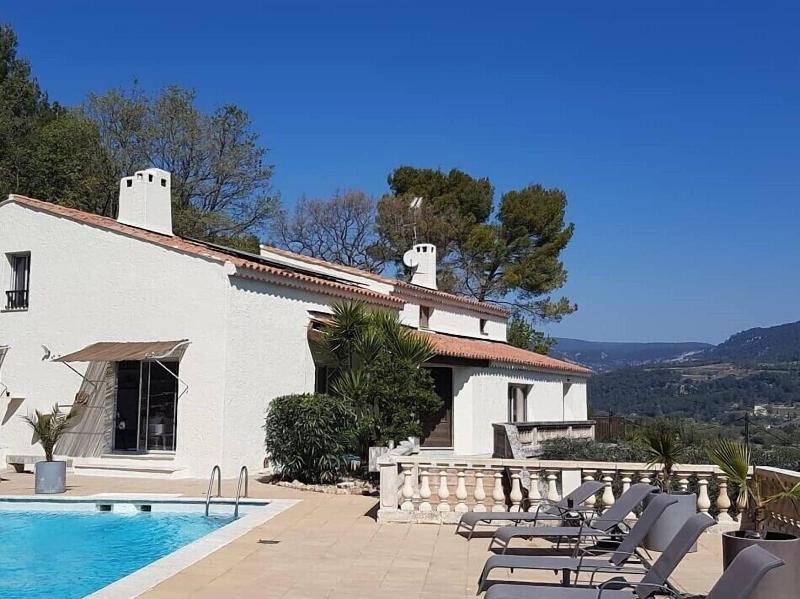 Villa Manoé image