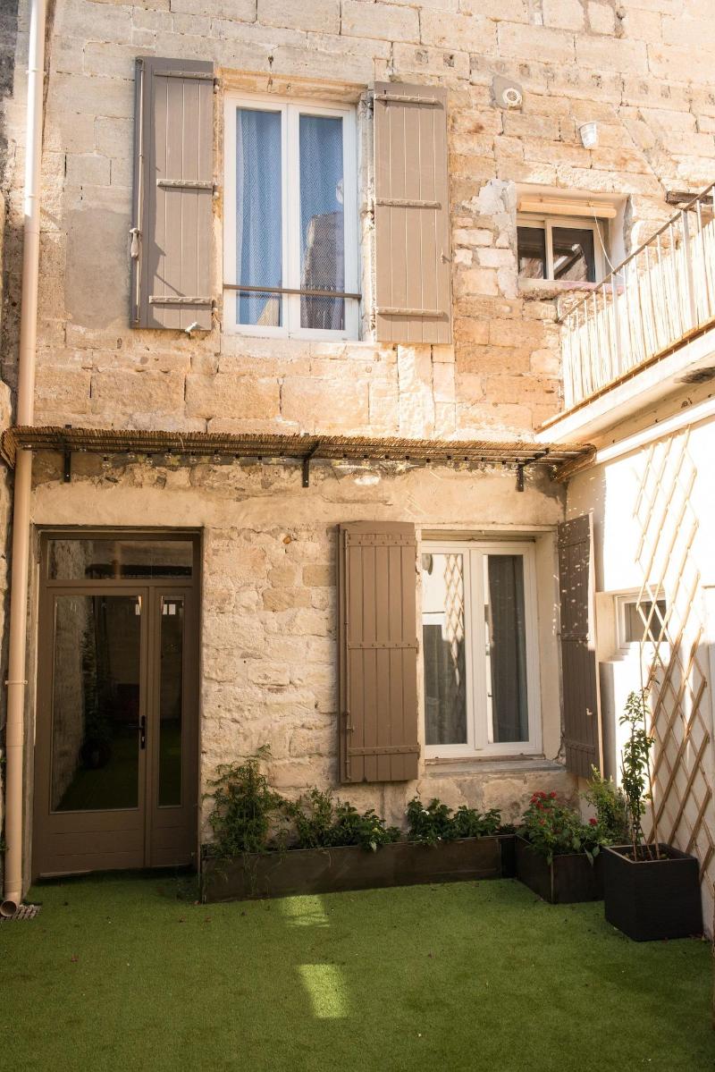 Les Suites Du 17 image