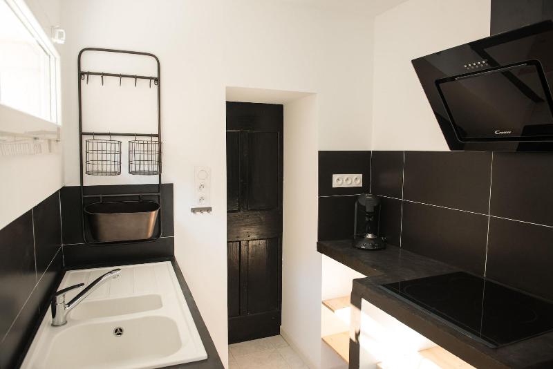 Les Suites Du 17 image