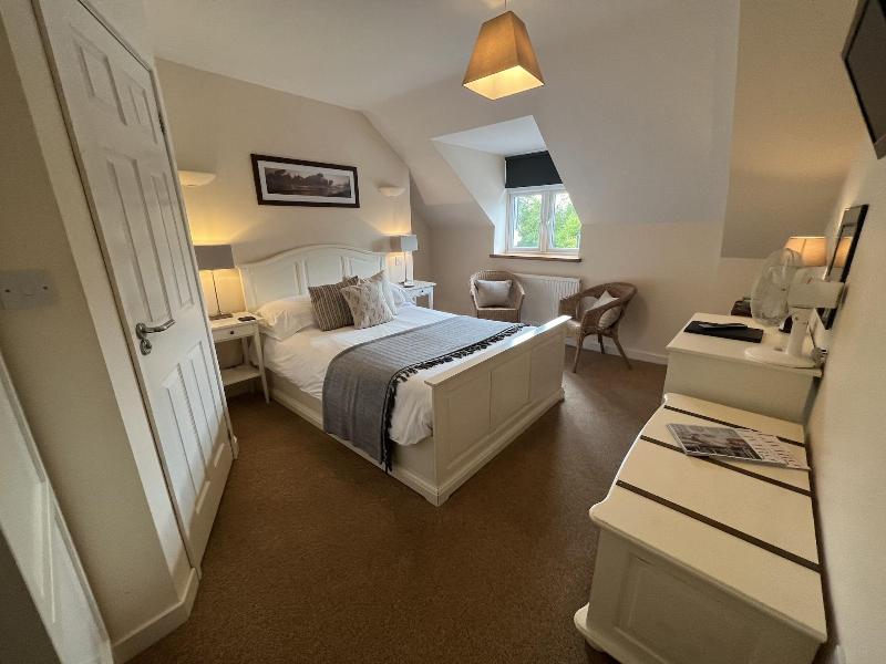 The Foxham Inn image