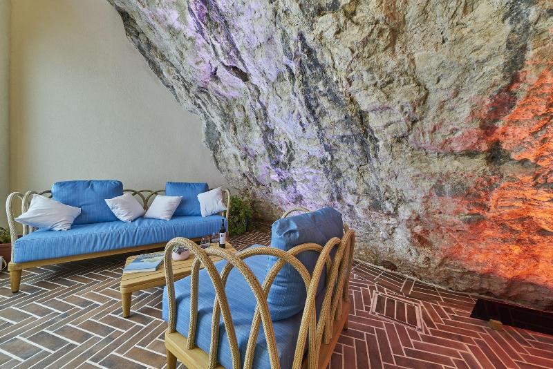 Villa Pergola image