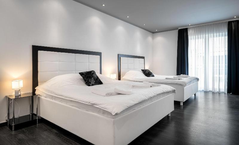 The suites-Small luxury living image