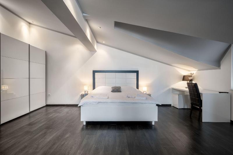 The suites-Small luxury living image