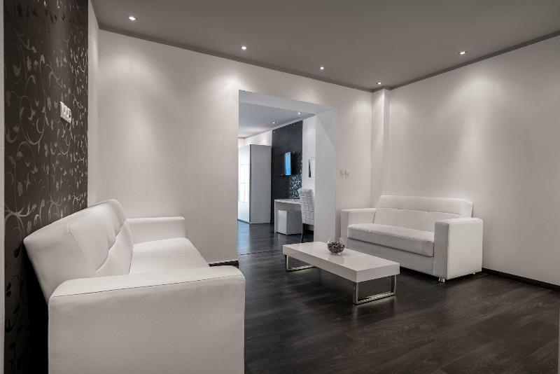 The suites-Small luxury living image
