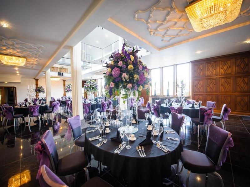 The Saddleworth Hotel image