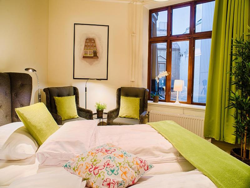 H5 Hotel image