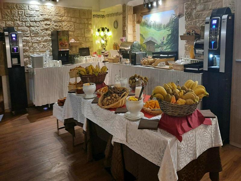 Hotel Le Chastellares image