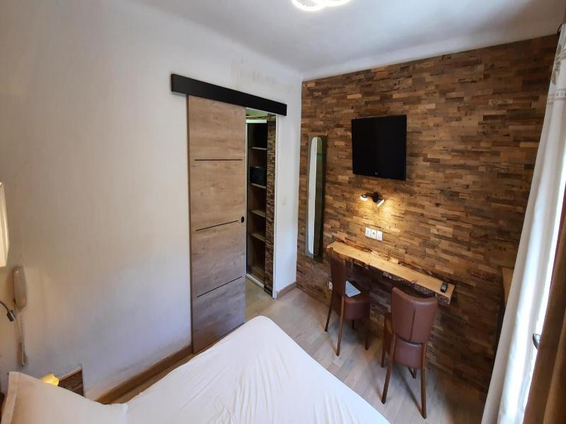 Hotel Le Chastellares image