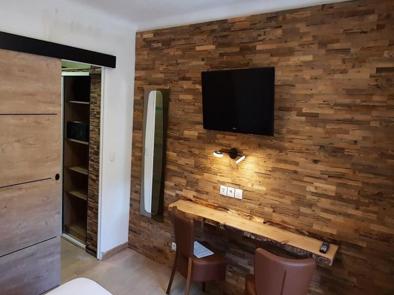 Hotel Le Chastellares image