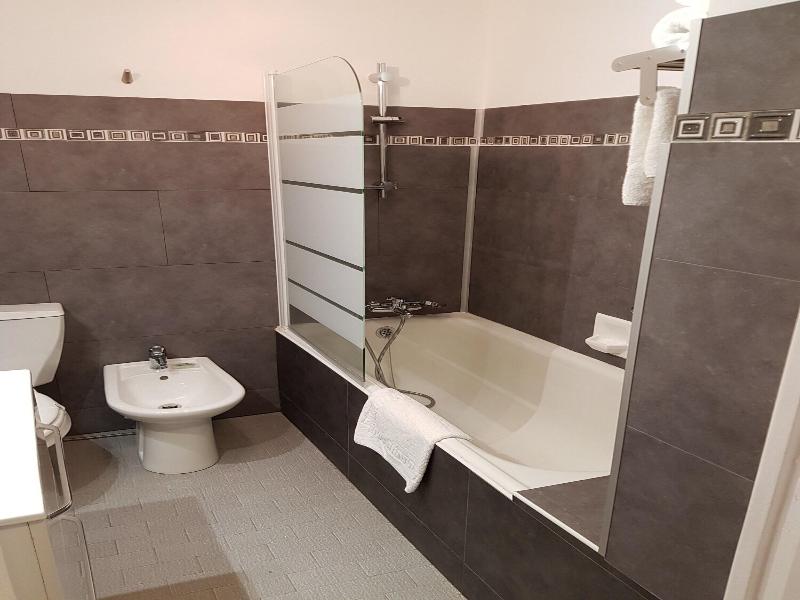 Hotel Le Chastellares image
