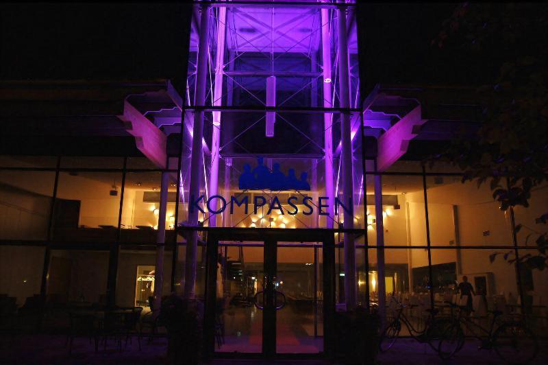 Kompassen image
