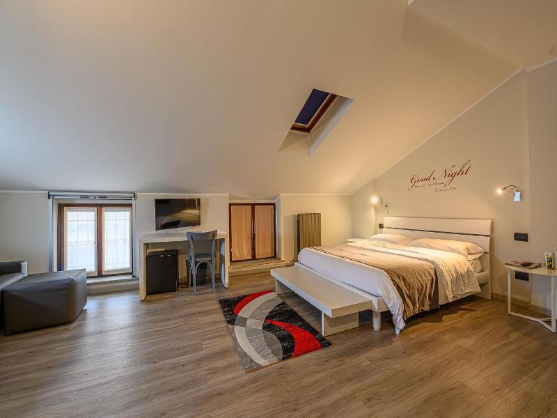 Hotel Perpoin image