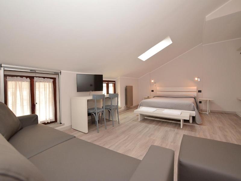 Hotel Perpoin image