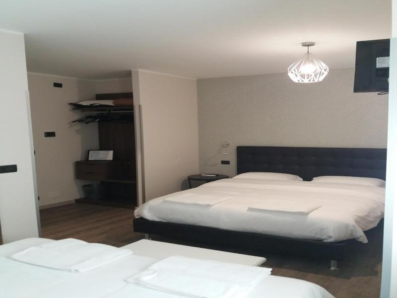 Hotel Perpoin image
