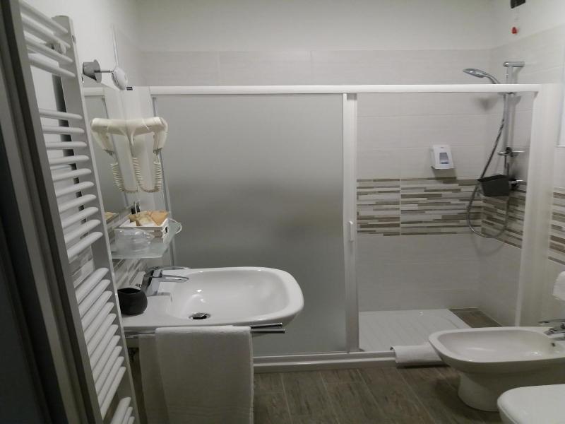 Hotel Perpoin image