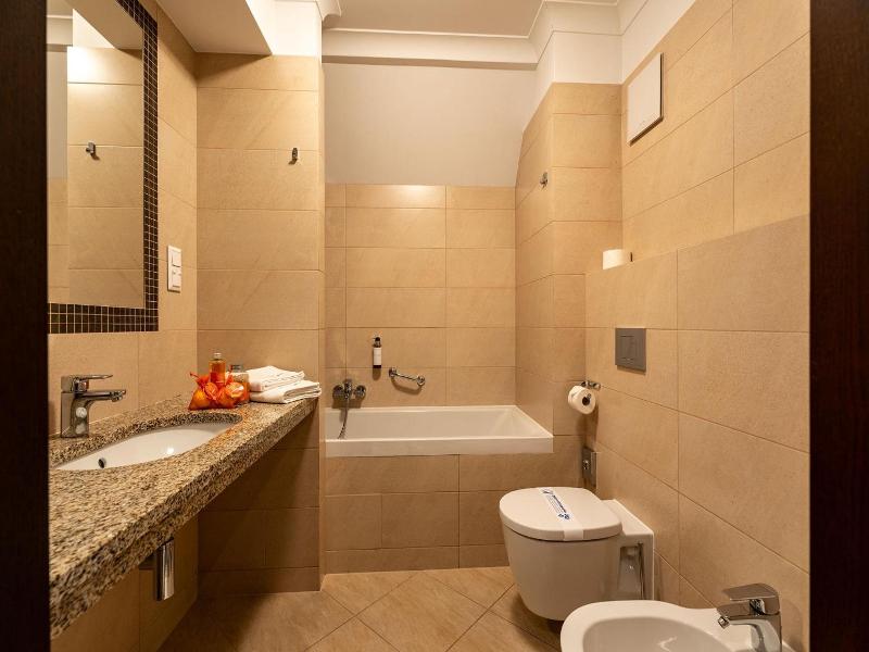 Hotel Grand Sal image