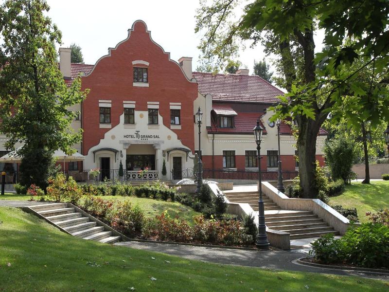 Hotel Grand Sal image