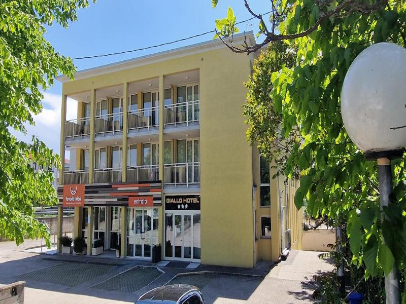 Hotel Giallo image