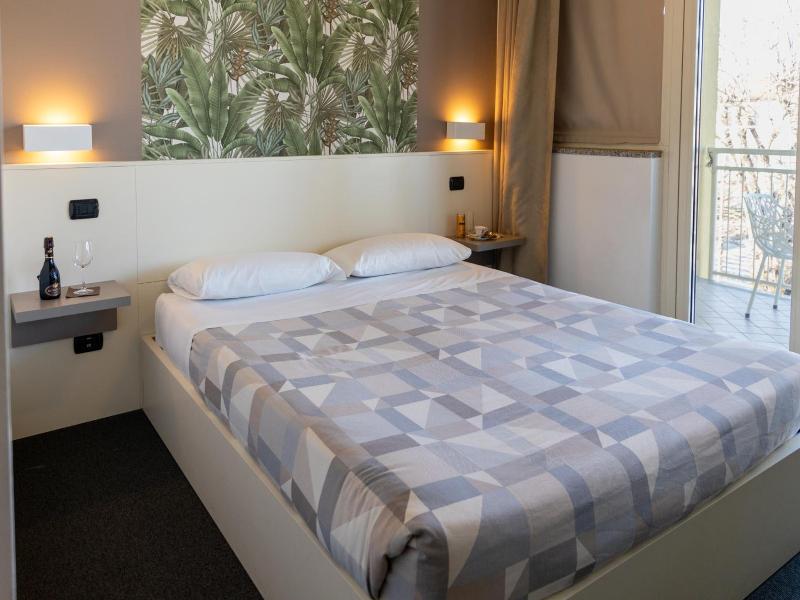 Hotel Giallo image