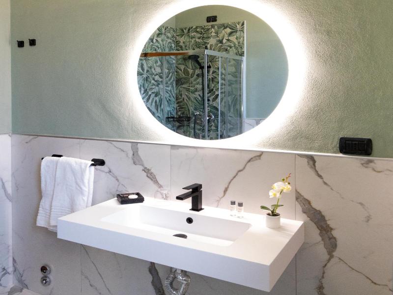 Hotel Giallo image
