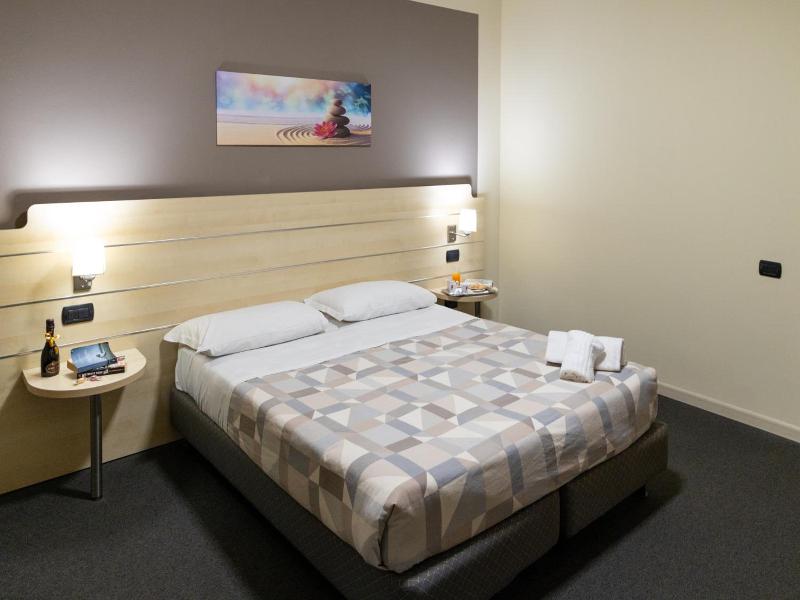 Hotel Giallo image