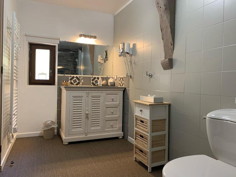 Le Noyer Residence image