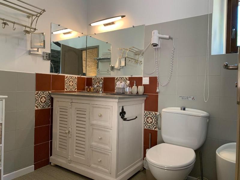 Le Noyer Residence image