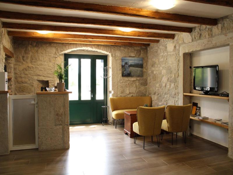 Castello Gulici Porec image