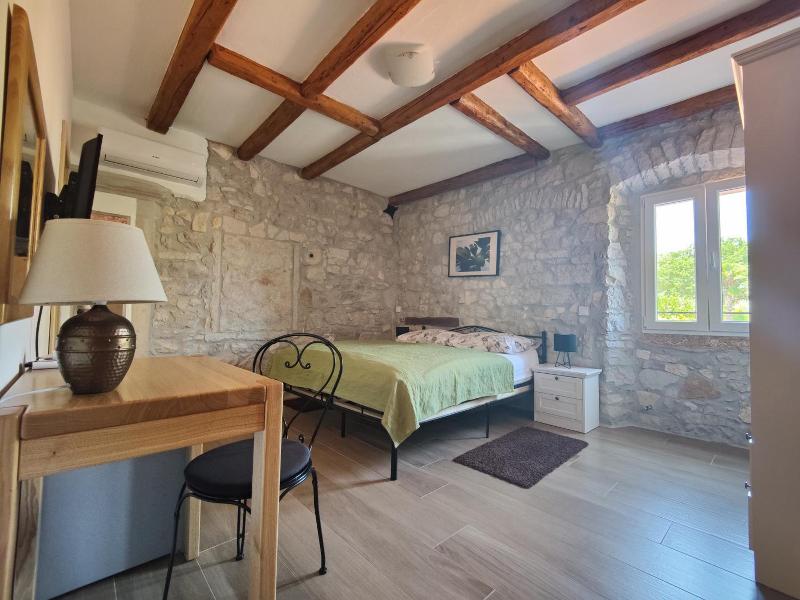 Castello Gulici Porec image