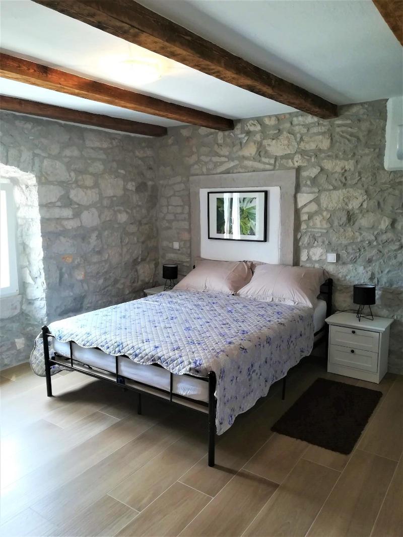 Castello Gulici Porec image