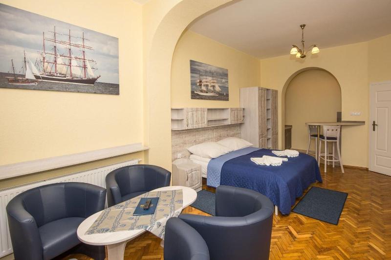 Villa Casteria image