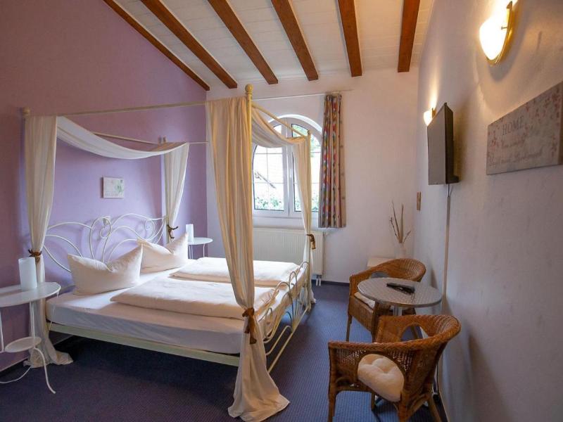 Hotel Schlosshof image
