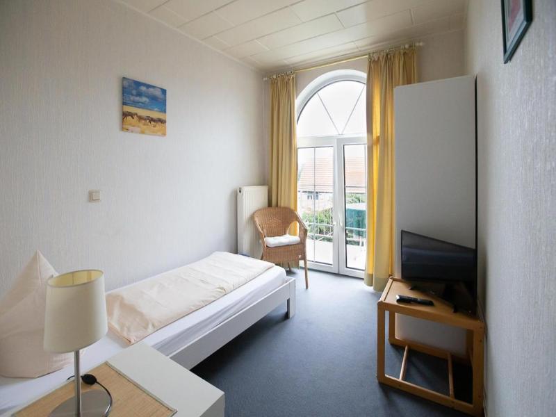 Hotel Schlosshof image