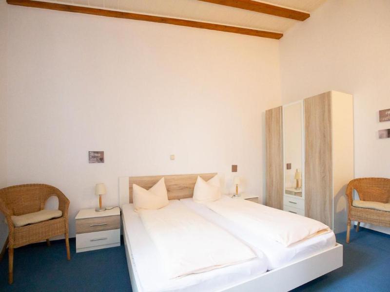 Hotel Schlosshof image