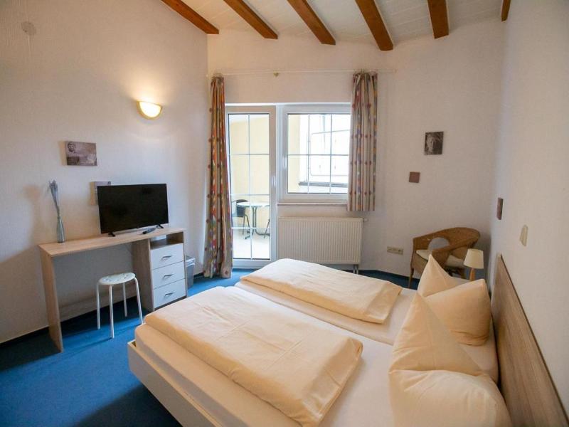Hotel Schlosshof image