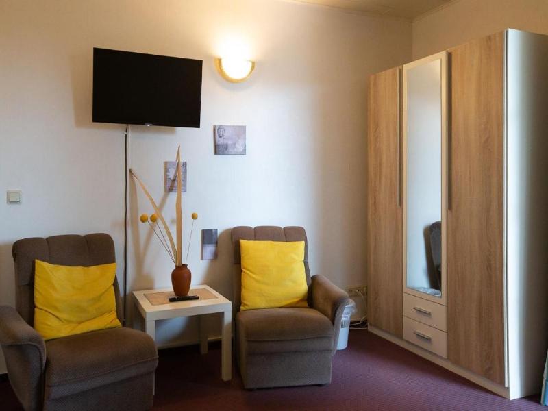Hotel Schlosshof image
