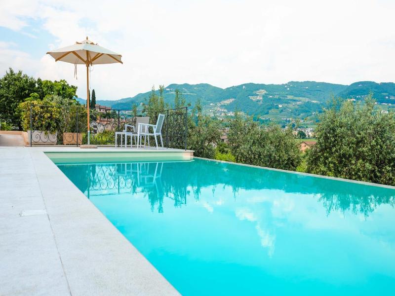 Hotel Villa Moron image