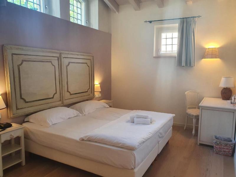Hotel Villa Moron image