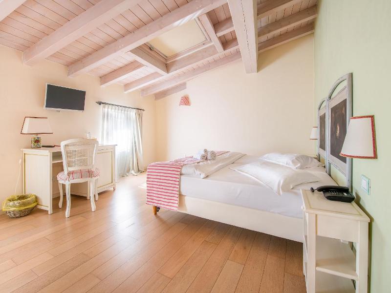 Hotel Villa Moron image
