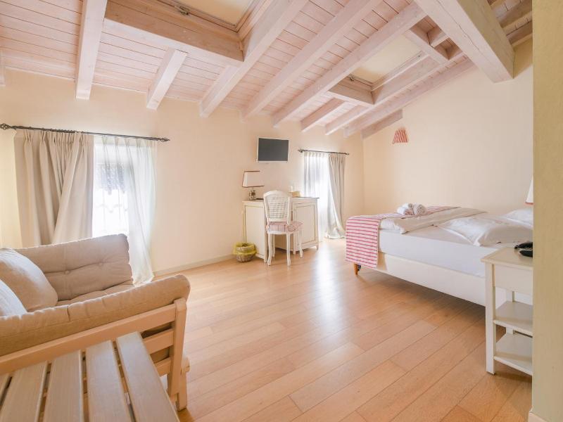 Hotel Villa Moron image